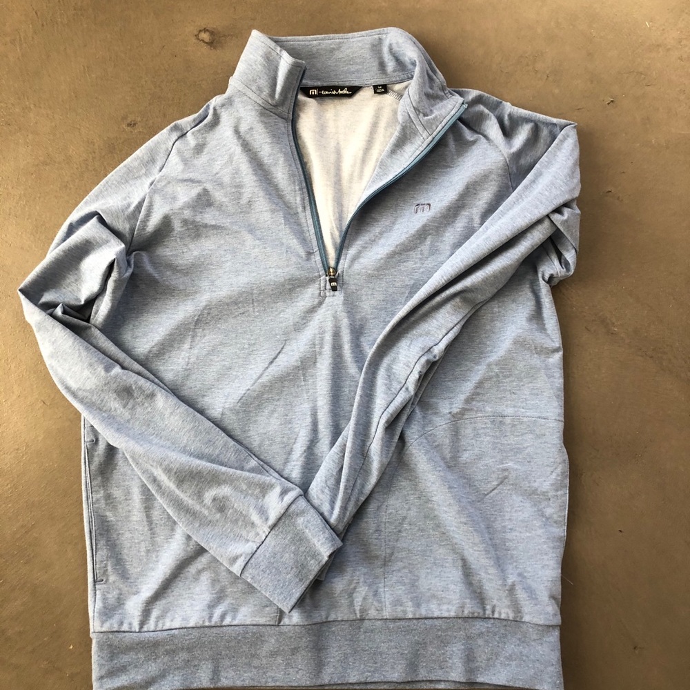 Travis Matthews pullover lightweight